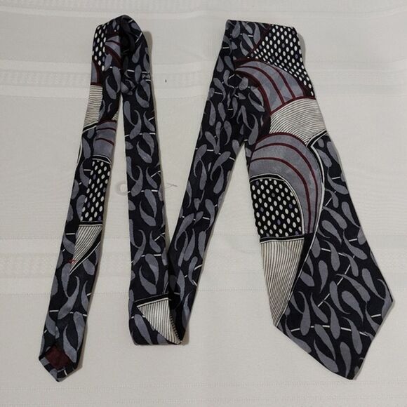 Vintage Don Loper Beverly Hills Multiprint Silk Tie - Picture 2 of 7